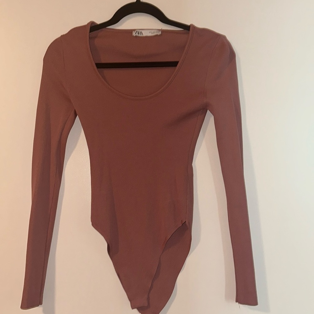 Zara long sleeve ribbed bodysuit